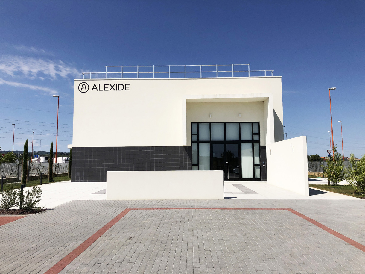 Tutti i contatti di Alexide